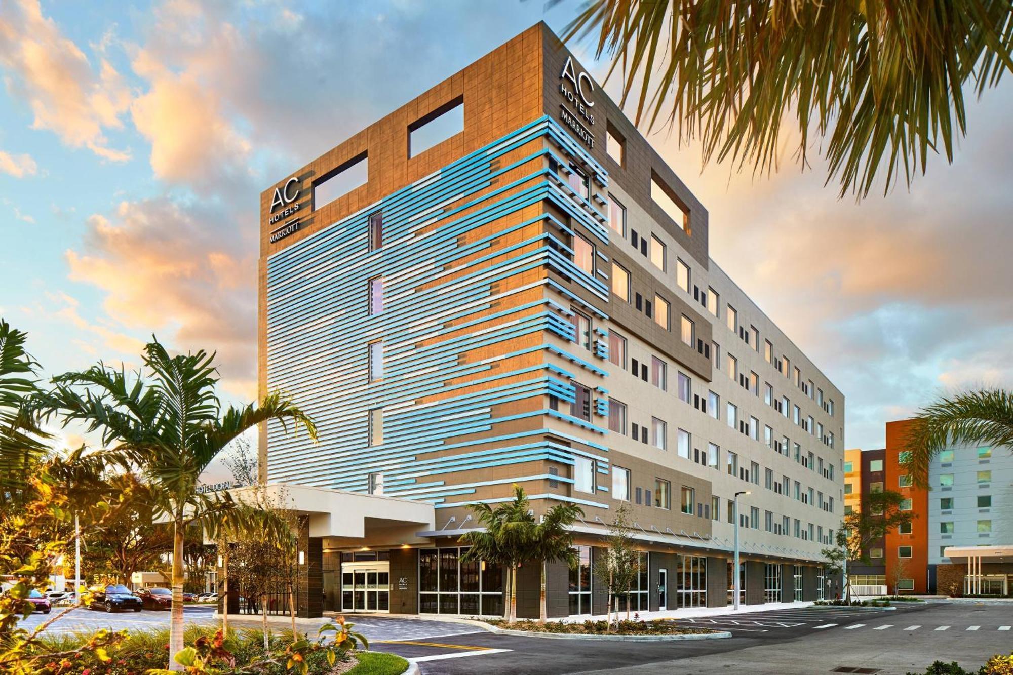 Ac Hotel By Marriott Miami Airport West/Doral Экстерьер фото